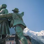 Les Des Aiguilles Готель