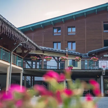 Les Des Aiguilles Chamonix